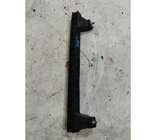 Направляющая стекла двери задняя правая