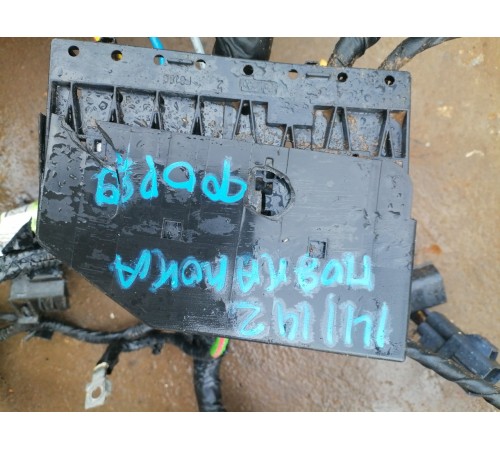 Проводка подкапотная с монтажным блоком