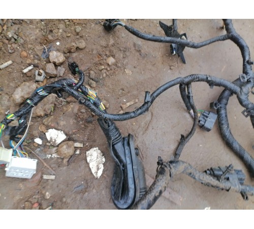 Проводка подкапотная с монтажным блоком