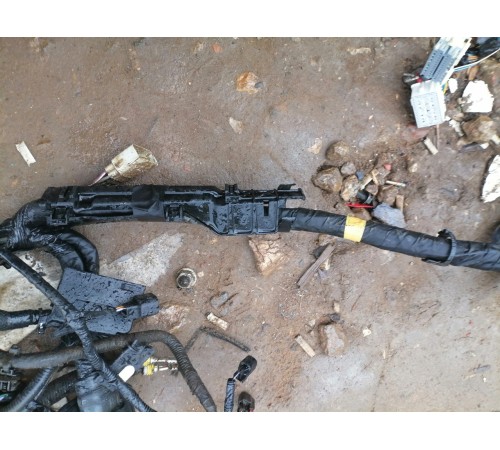 Проводка подкапотная с монтажным блоком