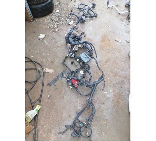 Проводка подкапотная с монтажным блоком