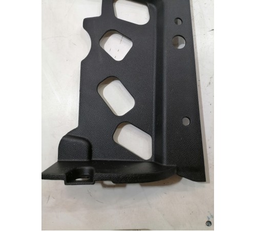 Накладка торпедо нижняя левая