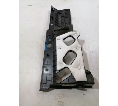 Накладка торпедо нижняя левая