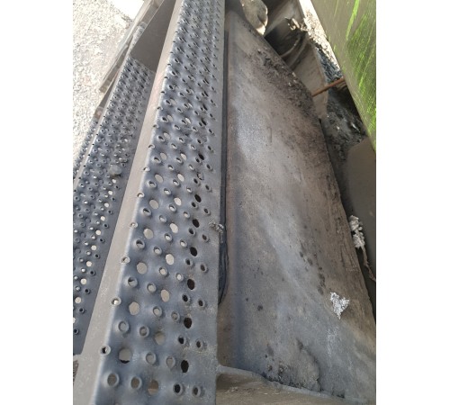 Подножка боковая с ящиком под инструменты левая