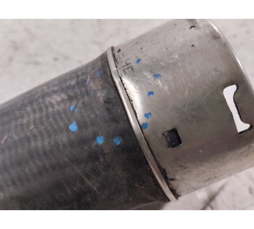 Патрубок интеркулера