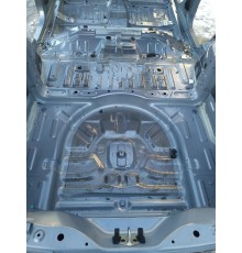 Пол багажника