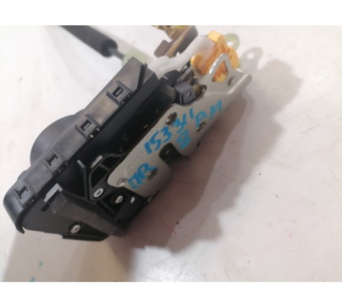 Замок двери передний правый