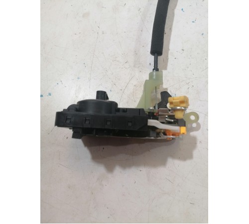 Замок двери передний правый