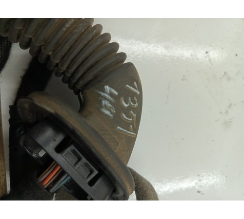 Электропроводка крышки двери багажника