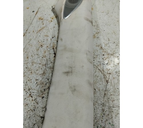 Обшивка стойки лобового стекла правая