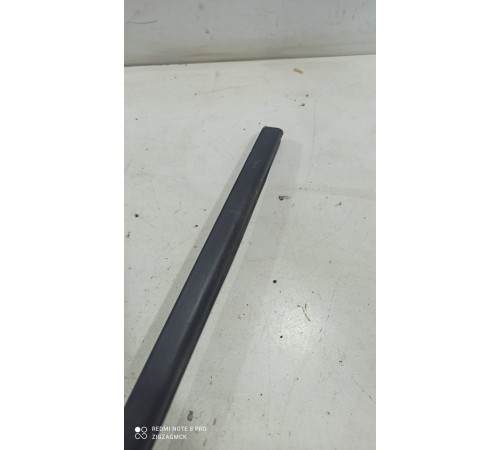 Молдинг лобового стекла(левый)