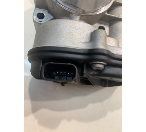 Дроссельная заслонка