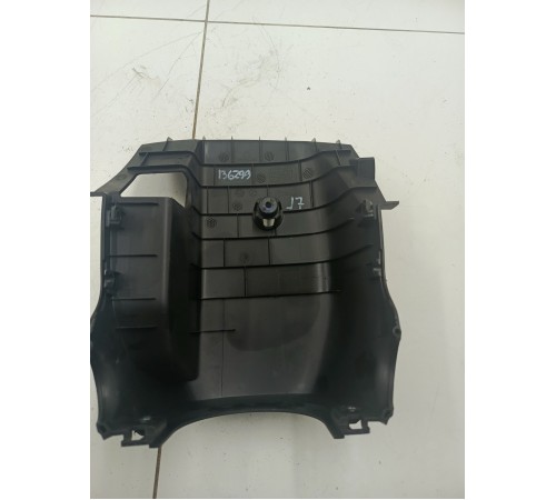 Обшивка рулевой колонки