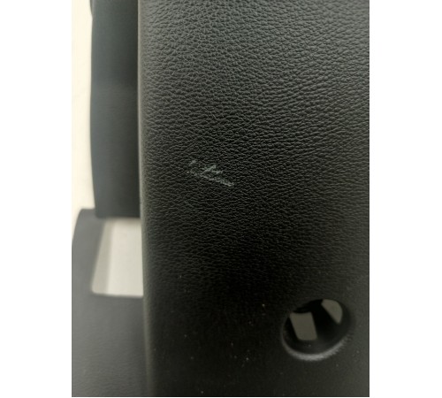 Обшивка рулевой колонки