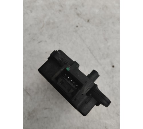 Моторчик привода заслонок отопителя