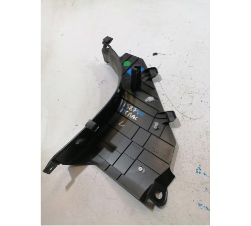 Обшивка стойки передняя левая