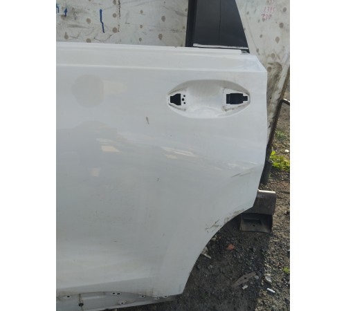 Дверь задняя левая