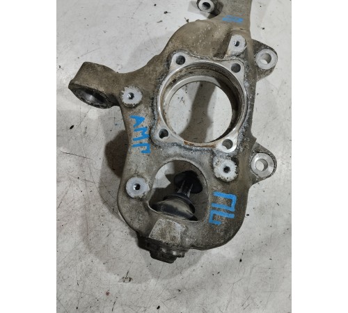 Кулак поворотный(передний левый)