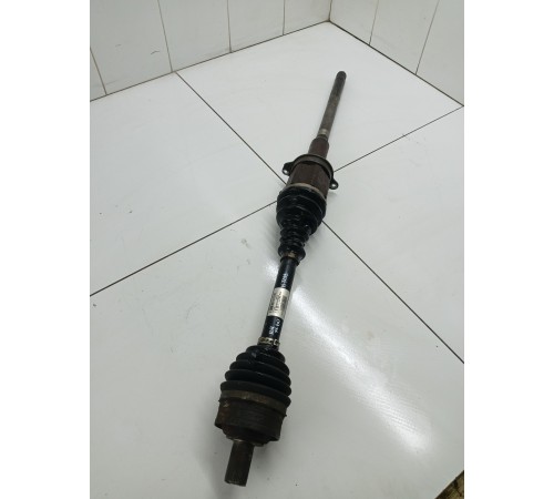 Полуось привод передний правый