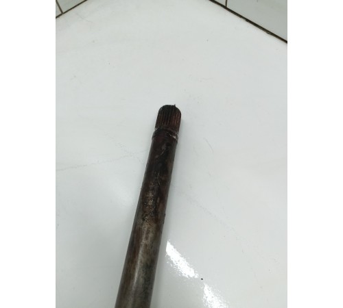 Полуось привод передний правый