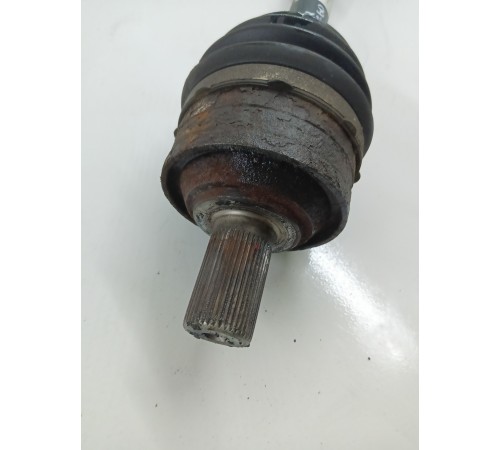 Полуось привод передний правый