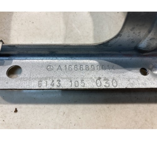 Держатель подушки безопасности