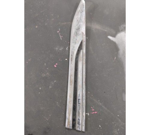 Молдинг крыла передний левый