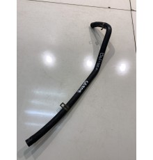 Патрубок системы охлаждения