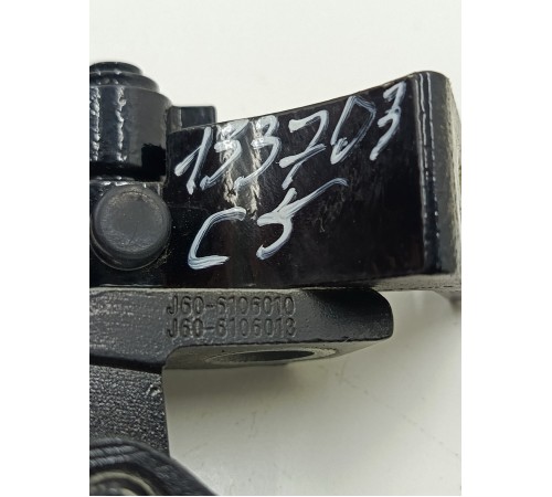 Комплект петель задней левой двери