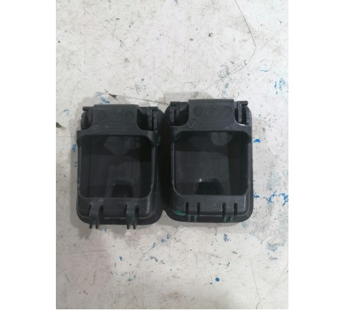 Заглушки заднего сидения