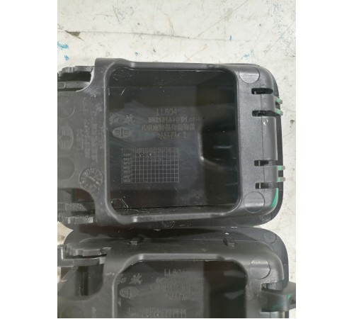 Заглушки заднего сидения