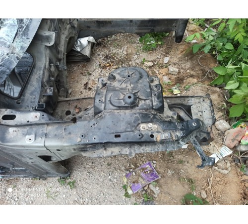 Лонжерон(передний правый)