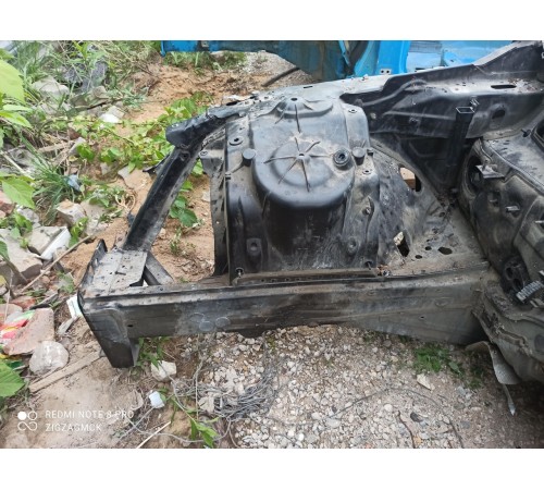 Лонжерон(передний правый)