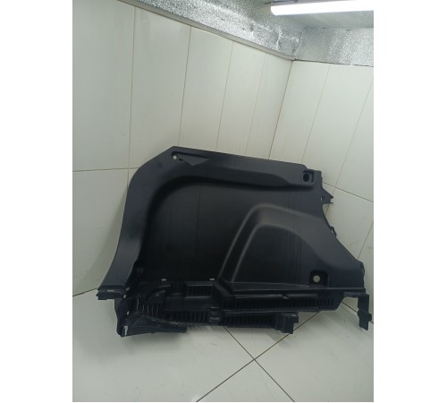 Обшивка багажника задняя левая