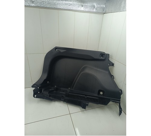 Обшивка багажника задняя левая