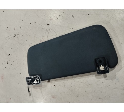 Солнцезащитный козырёк (левый)