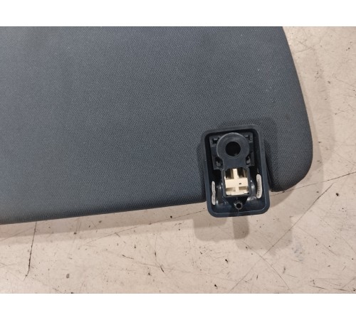 Солнцезащитный козырёк (левый)