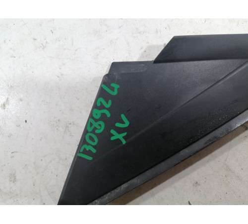 Молдинг (уголок) двери передний левый