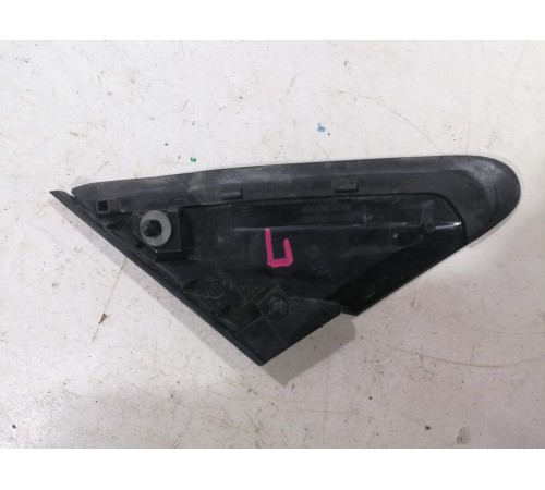 Молдинг (уголок) двери передний левый