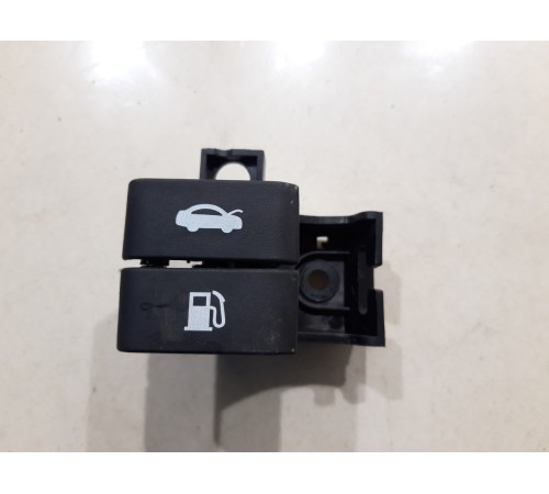 Рычаг открывания капота/бензобака