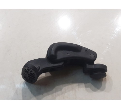 Механизм открывания форточки средней двери(правый)