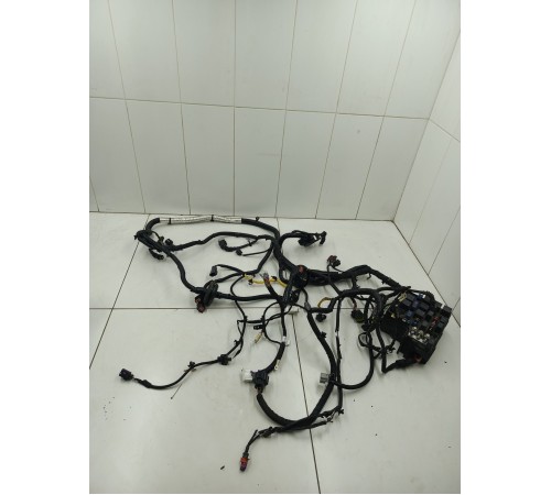 Электропроводка подкапотная с монтажным блоком