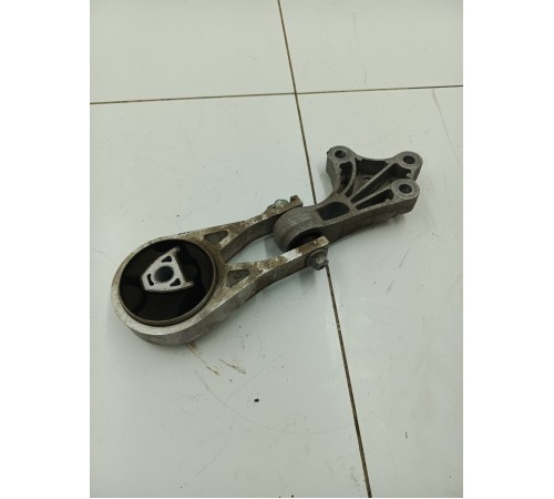 Кронштейн двигателя задний правый