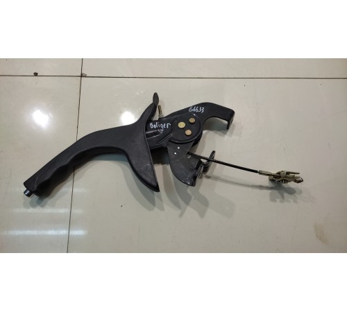 Рычаг стояночного тормоза (ручник)