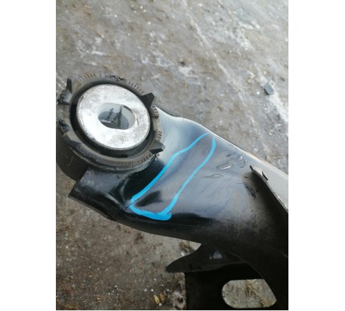 Балка задняя подрамник