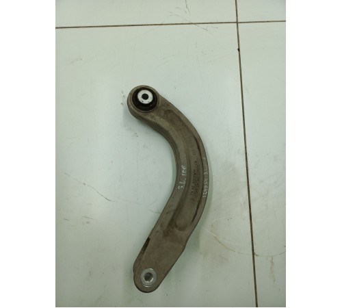 Рычаг задний левый