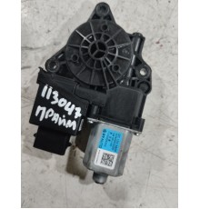 Моторчик стеклоподъемника задний левый