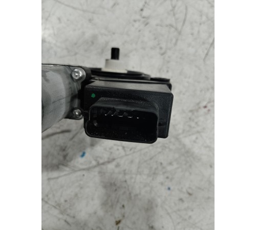 Моторчик стеклоподъемника задний левый