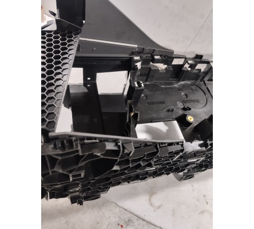 Центральная консоль