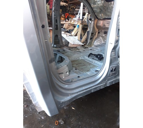 Порог со стойкой(правый)